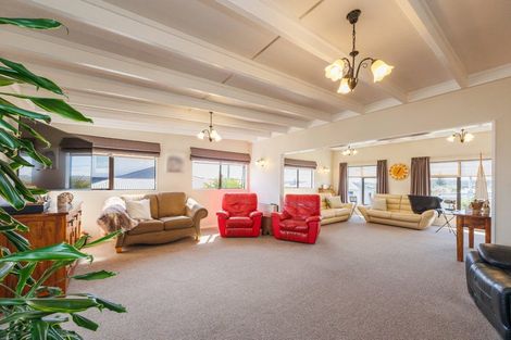 Photo of property in 8 Roore Street, Foxton Beach, Foxton, 4815