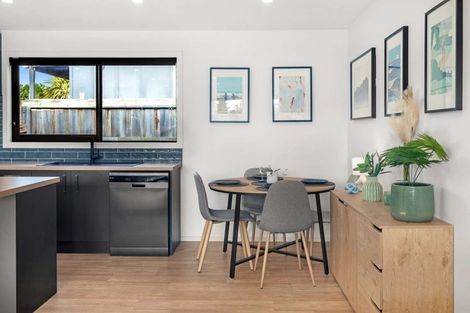 Photo of property in 5 Beach Crescent, Waikuku Beach, 7473