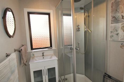 Photo of property in 8 Robertson Street, Glenholme, Rotorua, 3010