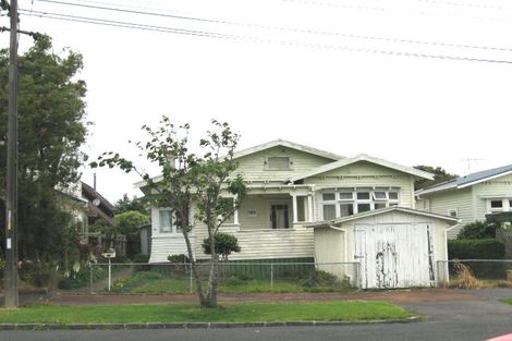 Photo of property in 42 Formby Avenue, Point Chevalier, Auckland, 1022