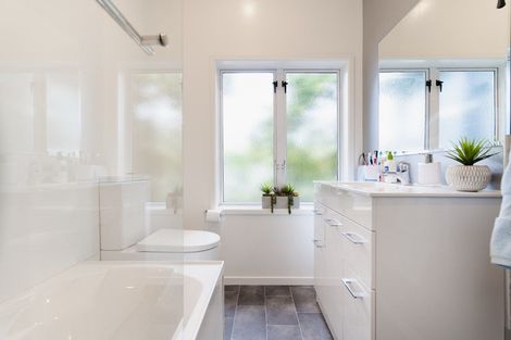 Photo of property in 121 Kenmure Road, Belleknowes, Dunedin, 9011