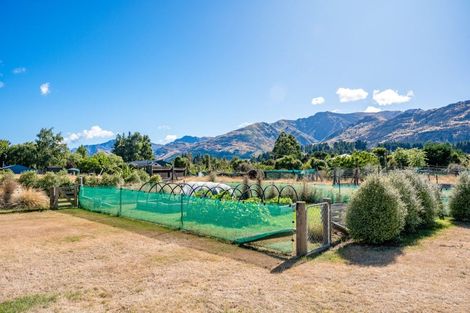 Photo of property in 22 Long Grass Place, Hawea Flat, Wanaka, 9382