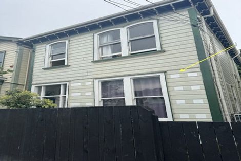 Photo of property in 2a Russell Terrace, Newtown, Wellington, 6021