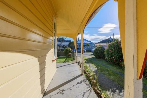 Photo of property in 20 Auld Street, Saint Kilda, Dunedin, 9012