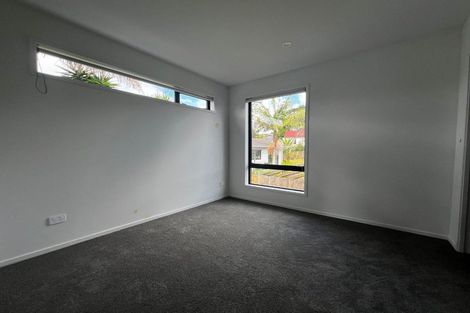 Photo of property in 7/21 Divich Avenue, Te Atatu South, Auckland, 0610