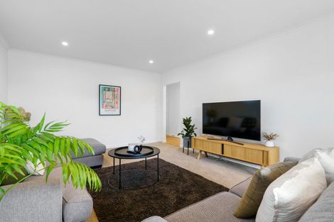 Photo of property in 8 Woodstock Crescent, Leamington, Cambridge, 3432