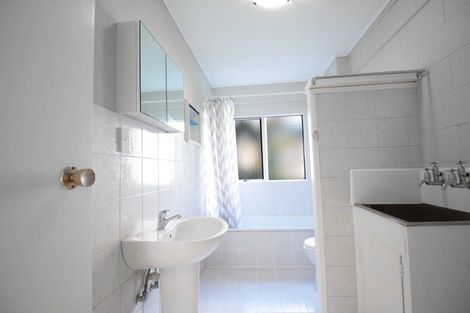 Photo of property in 5/48 Mcleod Road, Henderson, Auckland, 0612