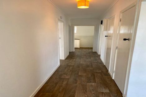 Photo of property in 12 Williamson Avenue, Belmont, Auckland, 0622