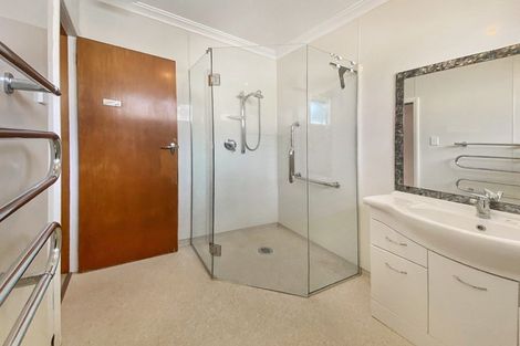 Photo of property in 176 Karaka Street, Castlecliff, Whanganui, 4501