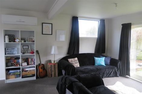 Photo of property in 28b Leighton Avenue, Waiwhetu, Lower Hutt, 5010
