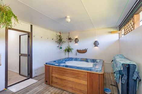 Photo of property in 18 Langwell Place, Papakowhai, Porirua, 5024