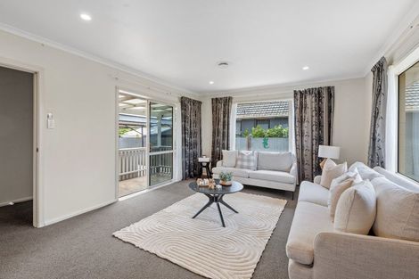 Photo of property in 9 Pembroke Street, Avondale, Christchurch, 8061