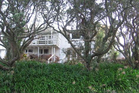 Photo of property in 23 Whitby Crescent, Mairangi Bay, Auckland, 0630