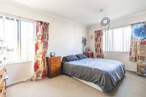 Photo of property in 5 Arawhata Way, Tuakau, 2121