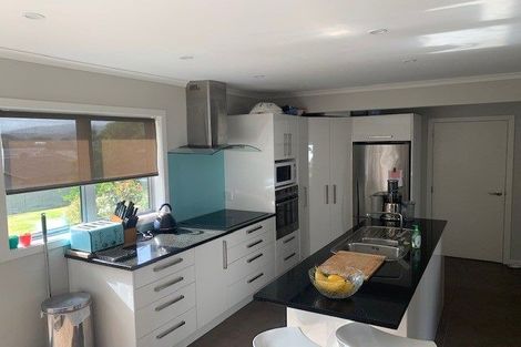Photo of property in 35 Motukaraka Point, Pauatahanui, Porirua, 5381