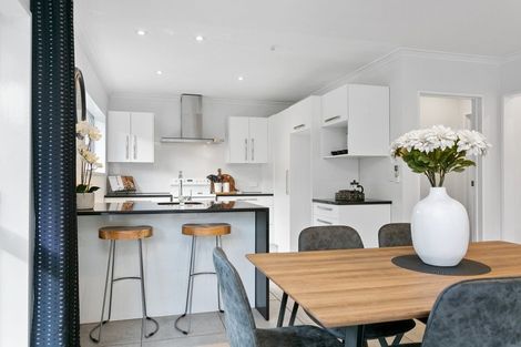 Photo of property in 1 Stevenson Place, Leamington, Cambridge, 3432