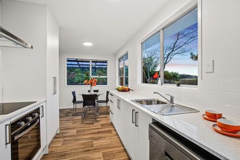 Photo of property in 1/263 Henderson Valley Road, Henderson, Auckland, 0612