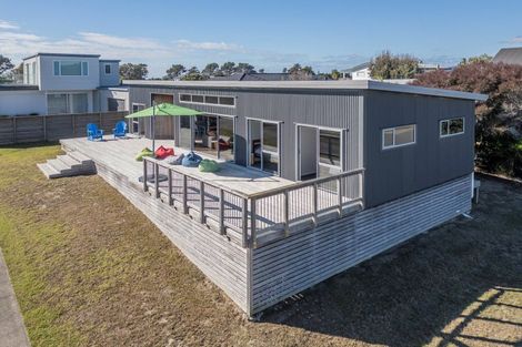 Photo of property in 161 The Fairway, Matarangi, Whitianga, 3592