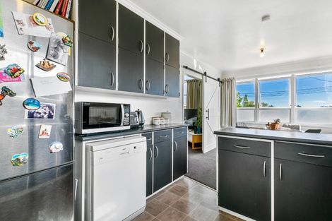 Photo of property in 5 Wanaka Place, Glenview, Hamilton, 3206