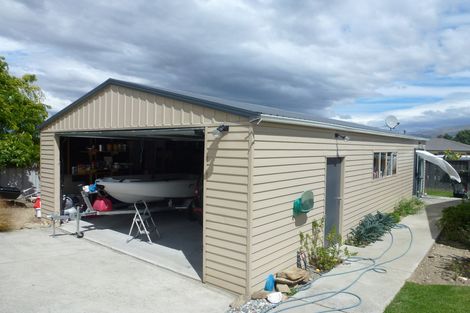 Photo of property in 35 Shields Street, Clyde, 9330