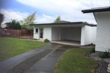 Photo of property in 72 Withells Road, Avonhead, Christchurch, 8042