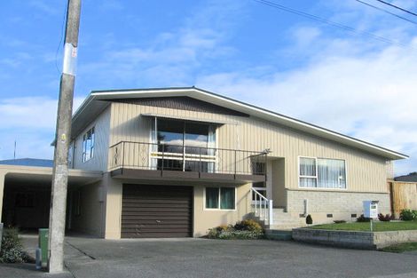 Photo of property in 60 Puketapu Road, Taradale, Napier, 4112