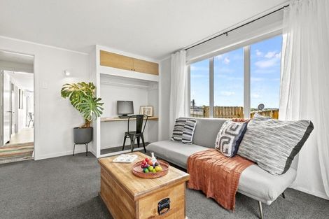 Photo of property in 9 Archers Road, Hillcrest, Auckland, 0629