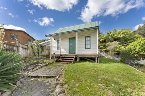 Photo of property in 2/9 Montgomery Street, Stokes Valley, Lower Hutt, 5019