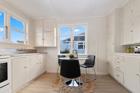 Photo of property in 10 Clinkard Avenue, Glenholme, Rotorua, 3010