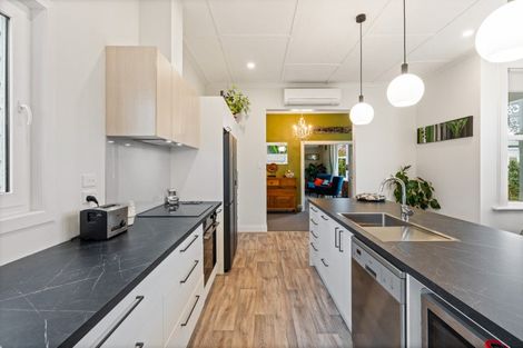 Photo of property in 26 Peel Street, Lawrence, 9532