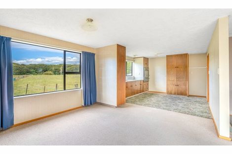 Photo of property in 66 Clifden Highway, Tuatapere, 9691
