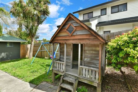 Photo of property in 27 Amorino Drive, Red Beach, 0932