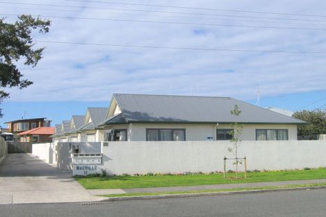 Photo of property in 11 Macville Road, Mount Maunganui, 3116