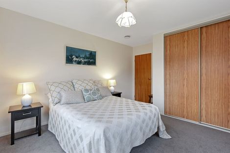 Photo of property in 33 Kedleston Drive, Avonhead, Christchurch, 8042