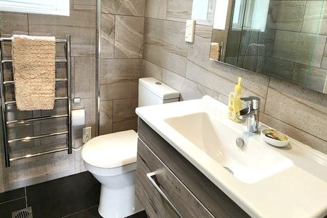 Photo of property in Fountain Court, 3/48 Oriental Parade, Oriental Bay, Wellington, 6011