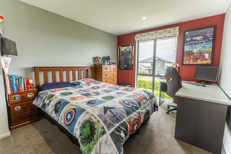Photo of property in 27 Applefield Court, Northwood, Christchurch, 8051