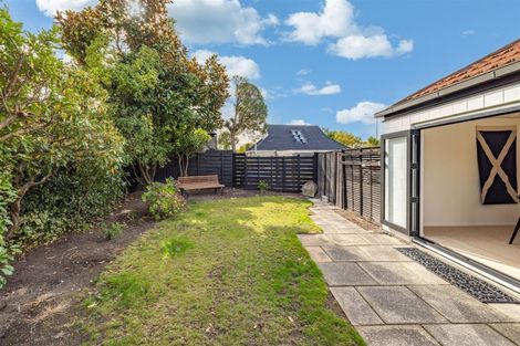 Photo of property in 2/501 Ilam Road, Bryndwr, Christchurch, 8052