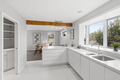 Photo of property in 481 Avonhead Road, Avonhead, Christchurch, 8042