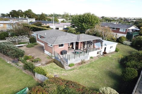 Photo of property in 21 Litten Road, Cockle Bay, Auckland, 2014