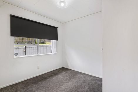 Photo of property in 2/8 Helena Street, Massey, Auckland, 0614