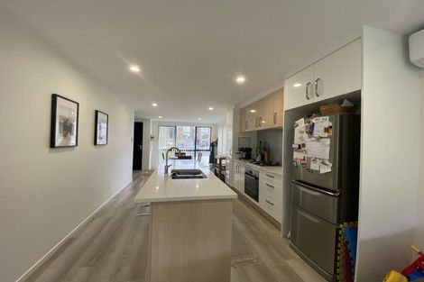 Photo of property in 28 Seafarer Crescent, Stanmore Bay, Whangaparaoa, 0932