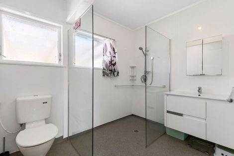 Photo of property in 123 Riverpark Crescent, Henderson, Auckland, 0610