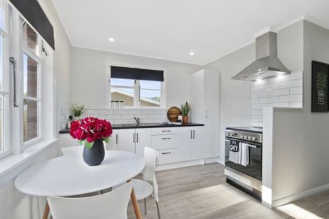 Photo of property in 80 Reynolds Street, Taita, Lower Hutt, 5011