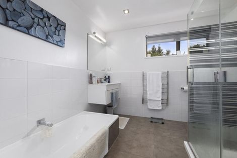 Photo of property in 108 Glenross Street, Glenross, Dunedin, 9011