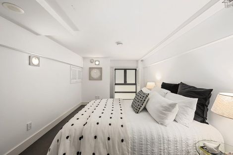 Photo of property in Augusta Apartments, 8/254 Willis Street, Te Aro, Wellington, 6011