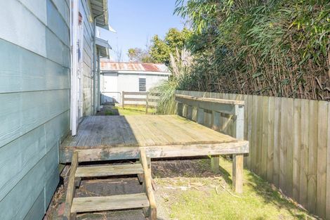 Photo of property in 194 Great South Road, Huntly, 3700