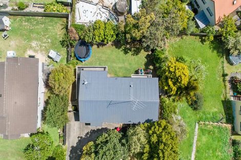 Photo of property in 8a Holiday Road, Stanmore Bay, Whangaparaoa, 0932