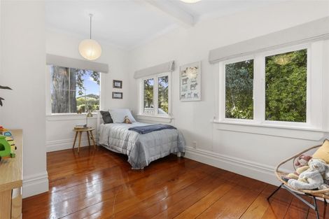 Photo of property in 1/23 Gladstone Road, Northcote, Auckland, 0627