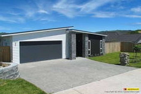 Photo of property in 29 Paparoa Crescent, Aotea, Porirua, 5024