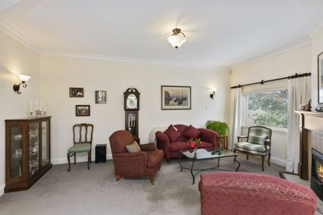 Photo of property in 10 Amapur Drive, Khandallah, Wellington, 6035